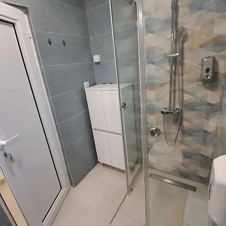 Zenit Apartmani Nis Exterior photo
